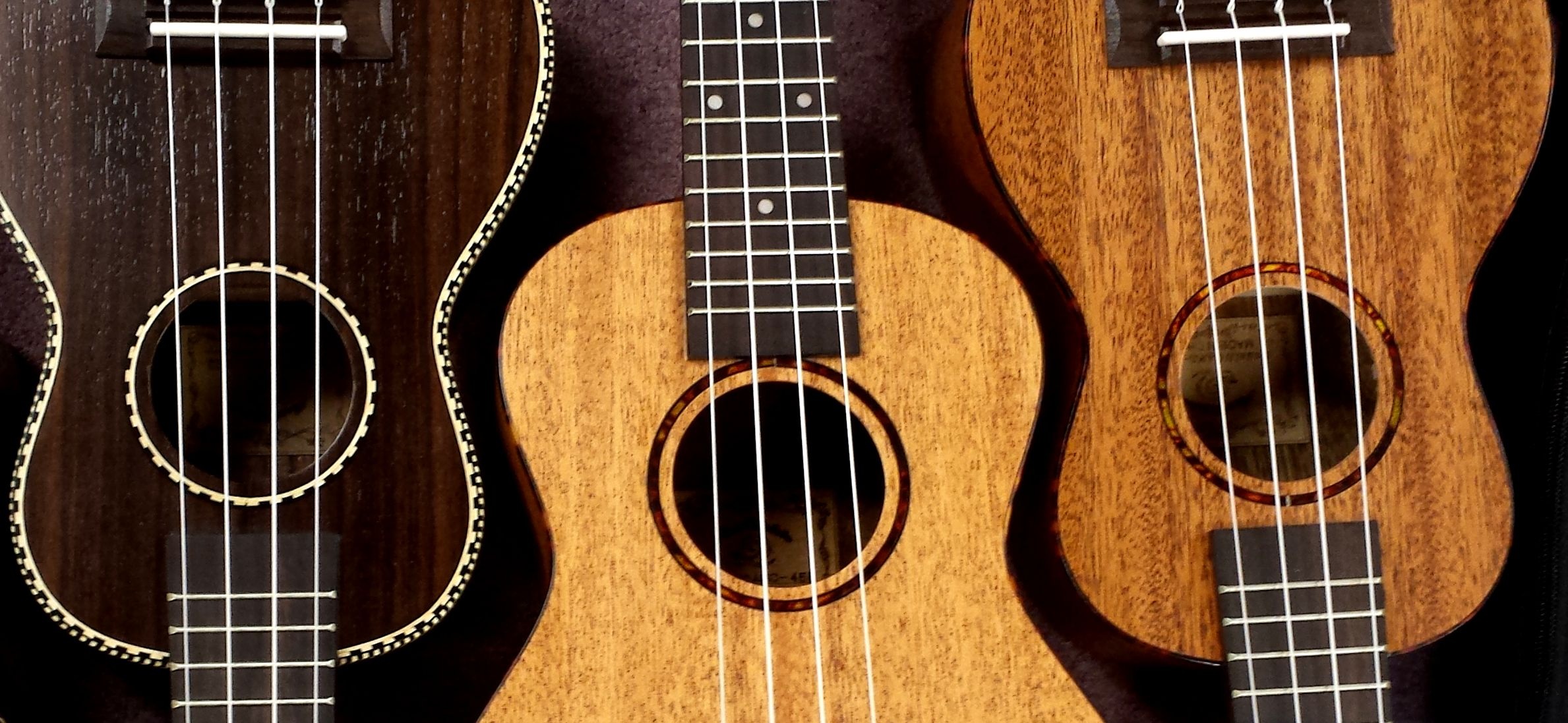 Como afinar o ukulele: 3 métodos principais